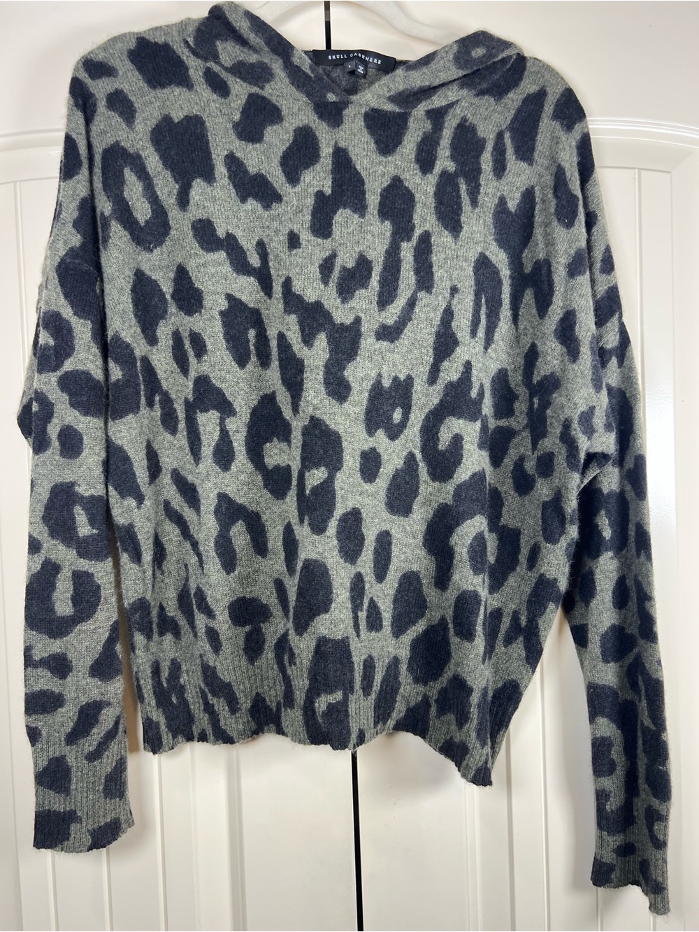 RARE Skull Cashmere Carson Leopard Print 100% Cashmere Hoodie Skull Back LARGE